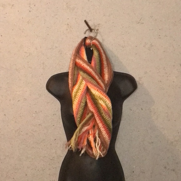 Sz OS Pastel Plaid Muffler Scarf | Extra Long NWT - Picture 3 of 6